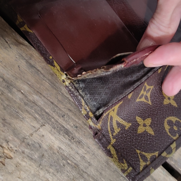 DAMAGED 80s Louis Vuitton LV large wallet Vintage multi pocket DAMAGED project - Picture 10 of 16